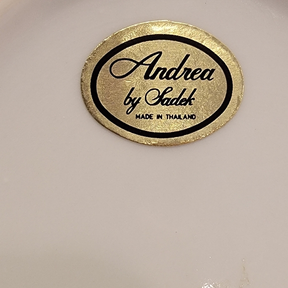 Andrea by Sadek Lidded Trinket Box Yellow, Blue & White Floral Pre-owned - Picture 7 of 7